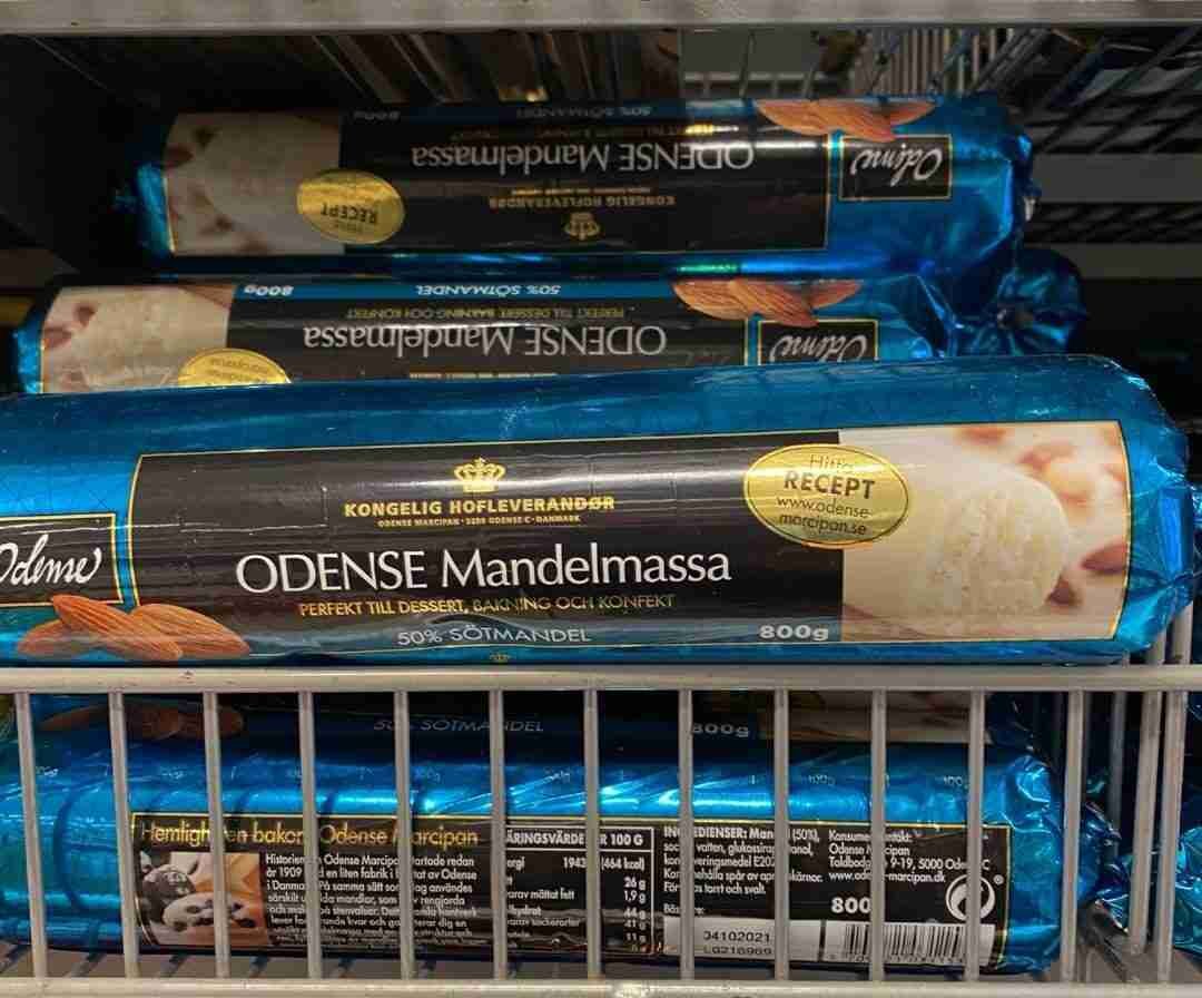 Marzipan in a tube