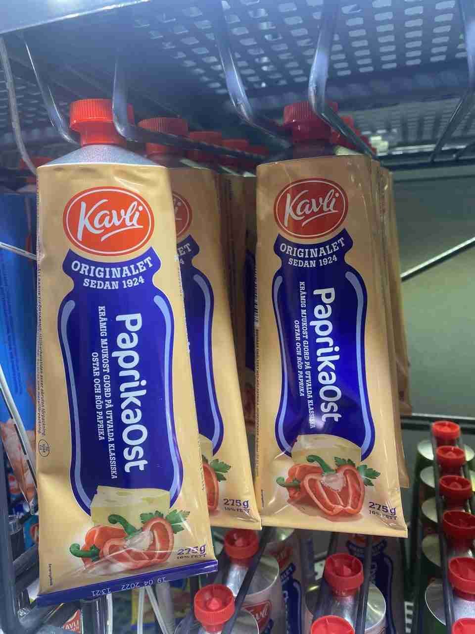 pepper-flavored cheese in a tube